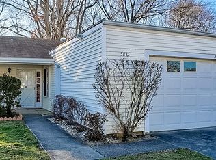58 Essex Rd #C, Monroe Township, NJ 08831