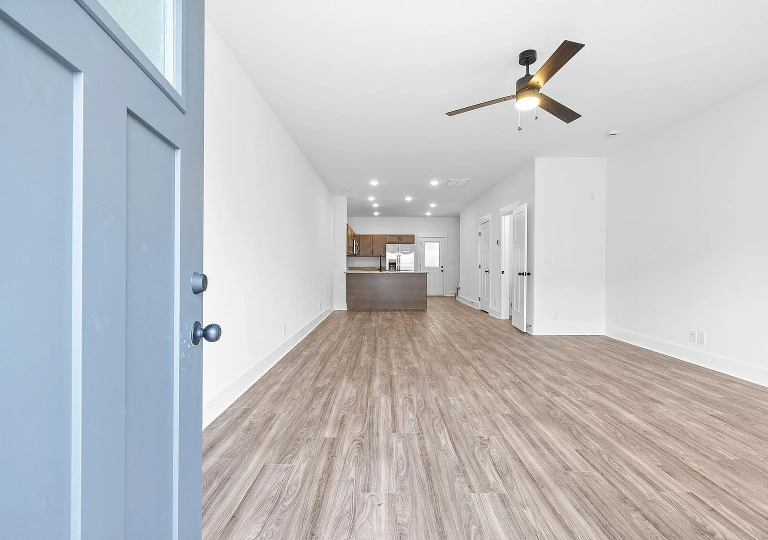 Luxury Townhome For Rent Near Billy Dunlop Park! — Photo 2