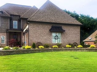 22961 Bluffview Dr, Athens, AL 35613