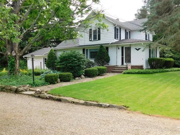 604 Cable Hollow Rd, Russell, PA 16345