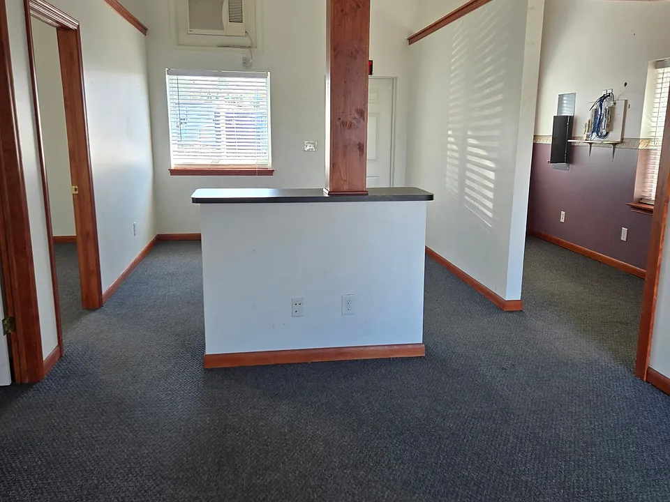 Front entrance and front section of middle room