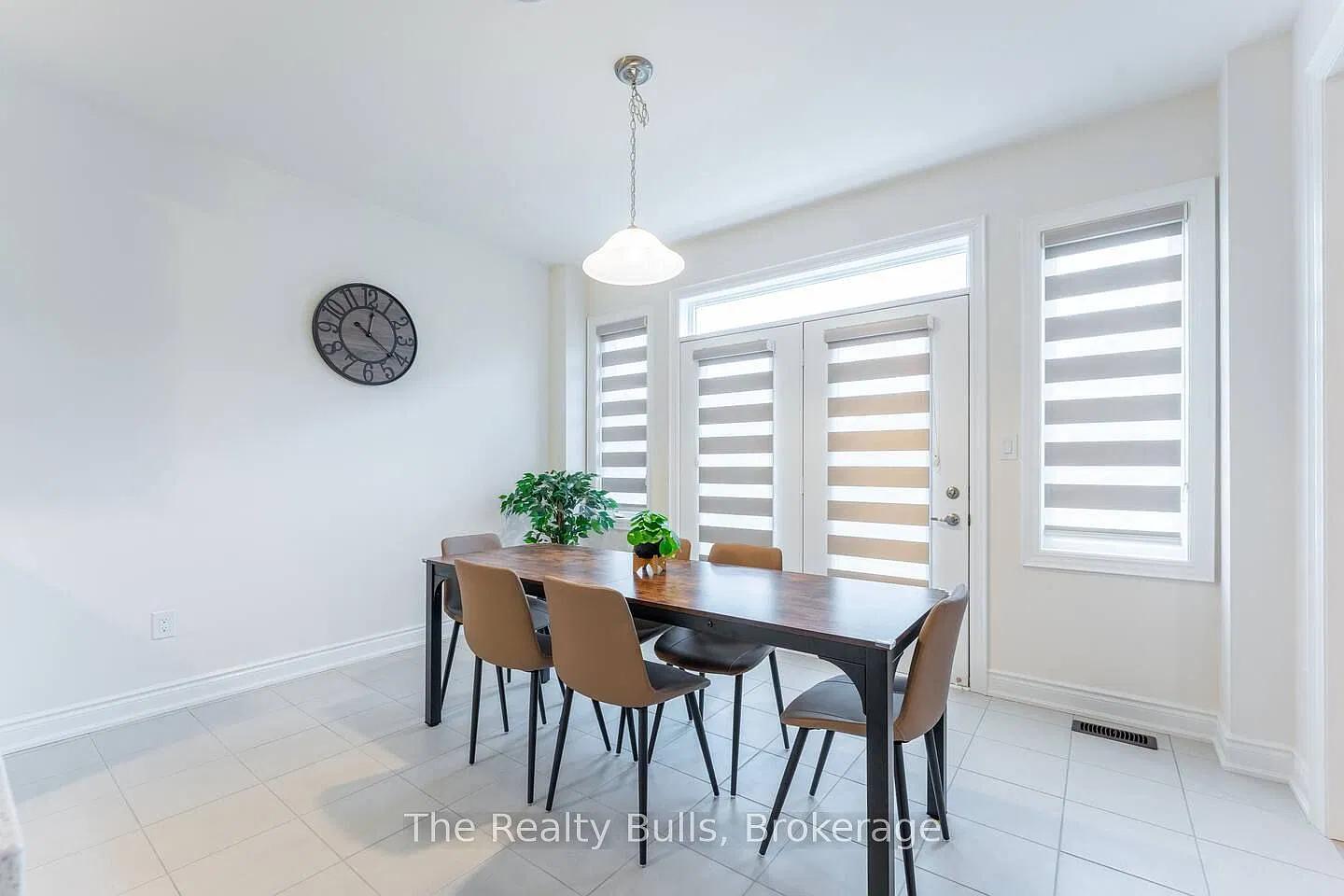 4 bed, $3,999 — Photo 3