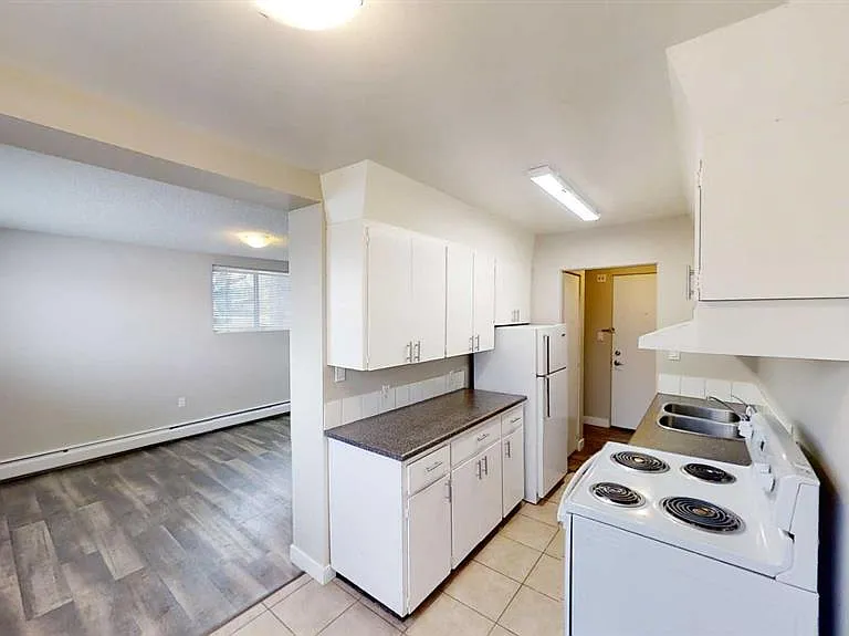 9932 105th Ave #108 — Photo 3