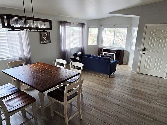 5th image of 3677 W Courtney Crossing Ln
