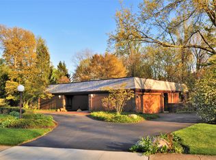 2591 Haverford Rd, Columbus, OH 43220