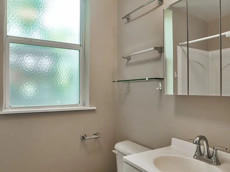 6651 Kingsbury Blvd #1W — Photo 23