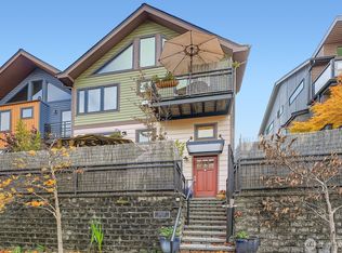 1502 44th Ave SW, Seattle, WA 98116