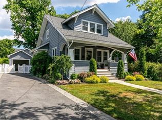 565 1st St, Westfield, NJ 07090