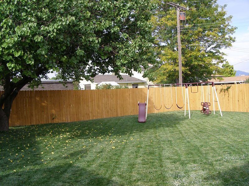 2nd image of 4859 S Hillmar St