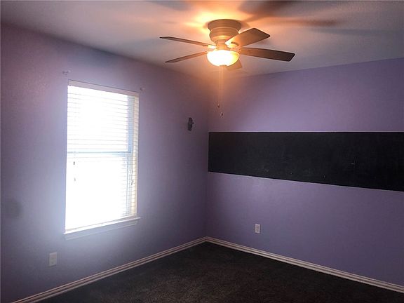5th image of 163 Wicker Park Way