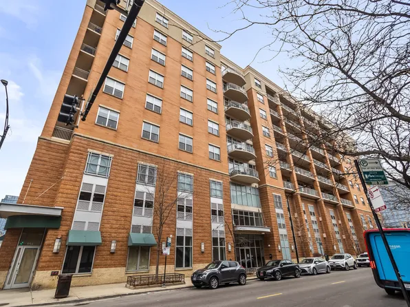 950 W Monroe St Unit 817, Chicago, IL 60607