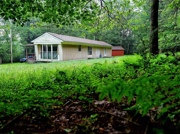 193 Deerwood Ln, Terra Alta, WV 26764