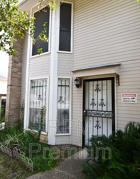 1795 Boulevard De Province #A — Photo 1