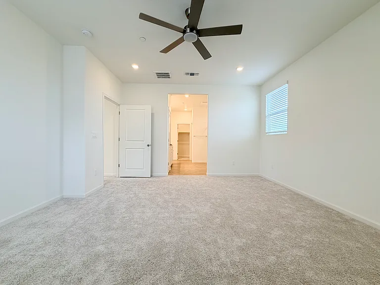 789 Sangiovese Ave — Photo 30
