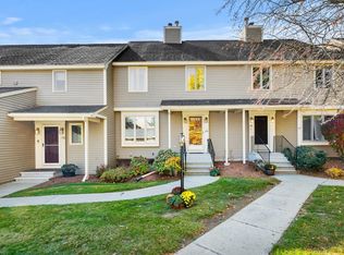 235 Brickett Hill Cir UNIT 235, Haverhill, MA 01830