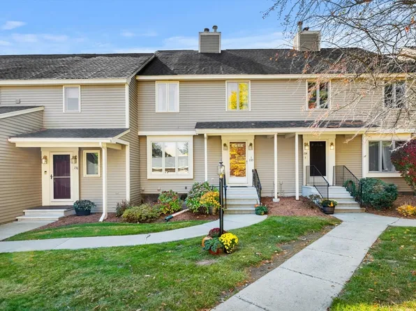 235 Brickett Hill Cir Unit 235, Haverhill, MA 01830