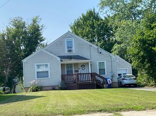 24 Carter Ave, Blackstone, MA 01504