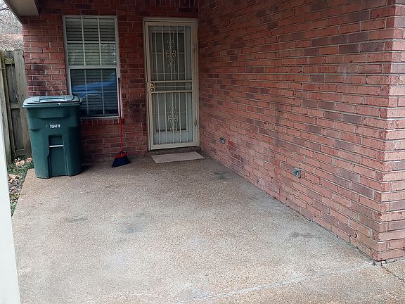 2nd image of 1473 Beaver Trail Dr #D