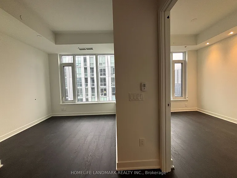 11 Yorkville Ave #5006 — Photo 15