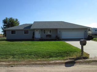 125 Blue Mill Rd, Kearney, NE 68847