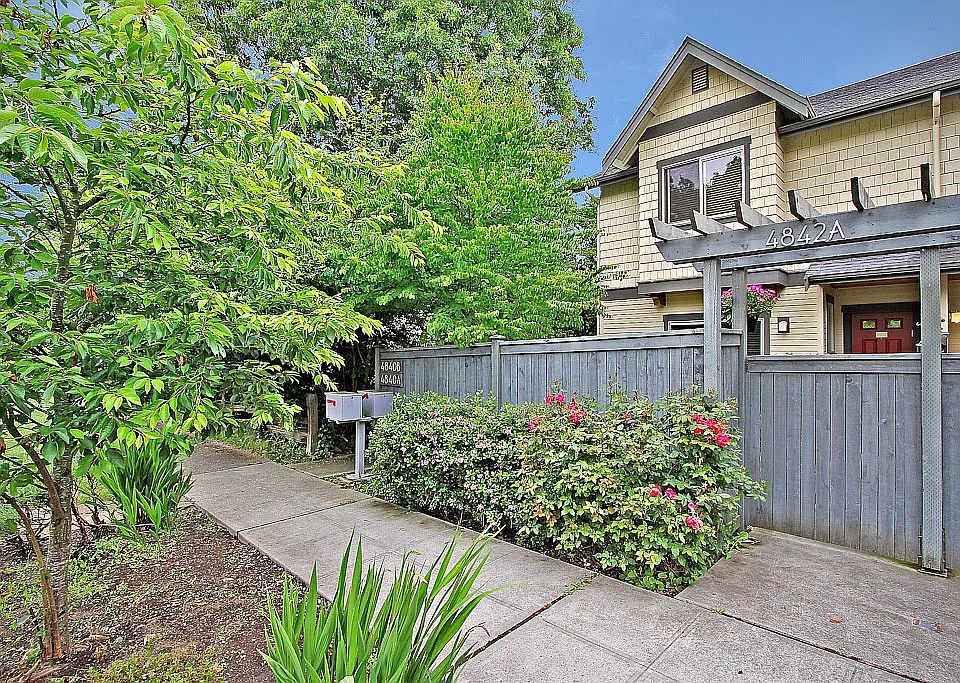 1st image of 4840 40th Ave SW