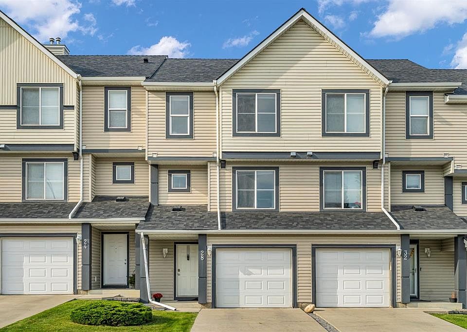 1st image of 28 S Everhollow Way SW
