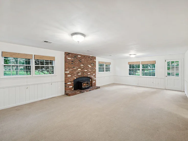 6313 Stoneham Ln — Photo 27