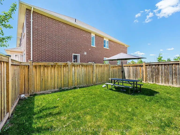 26 Robert Parkinson Dr — Photo 36