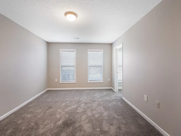 Summerlyn Place — Photo 69