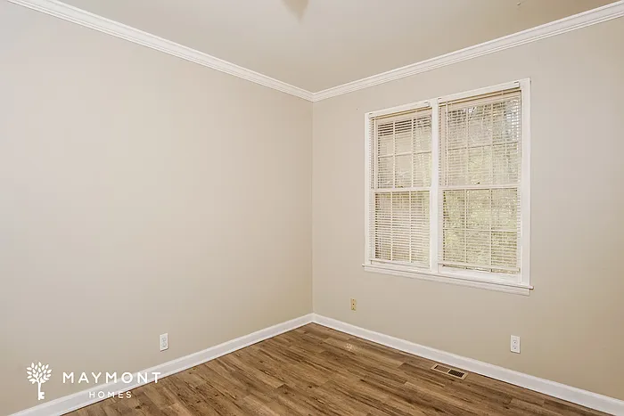 2217 Toll Gate Rd NE — Photo 9