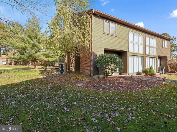 1101 Village Rd, Orwigsburg, PA 17961