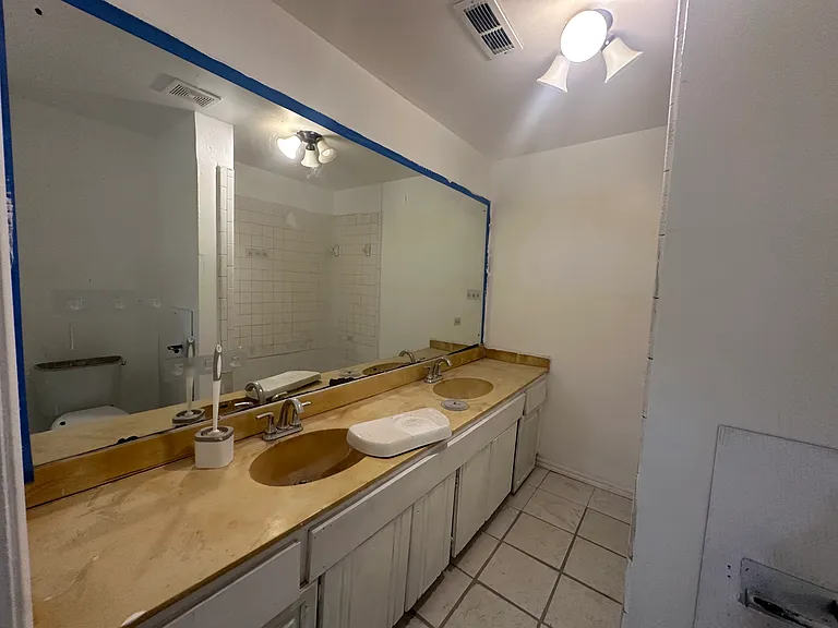 7833 S Harvard Ave — Photo 17