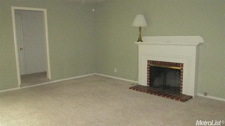 1st image of 7456 N Andrea Ave
