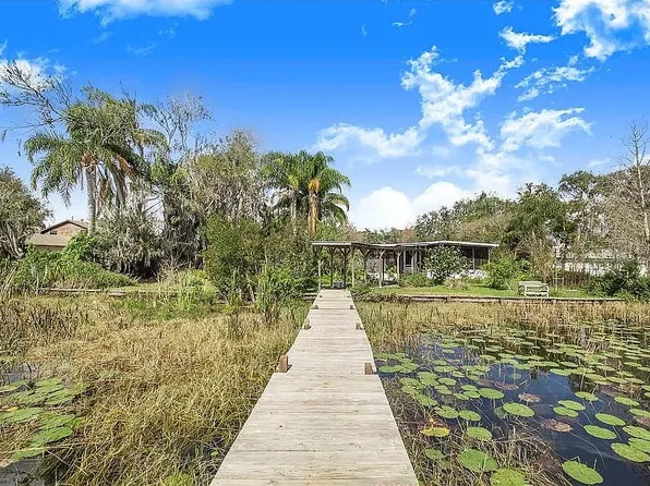 2360 Lakeview Dr, Haines City, FL 33844