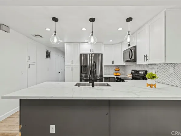 14456 Foothill Blvd Unit 1, Sylmar, CA 91342