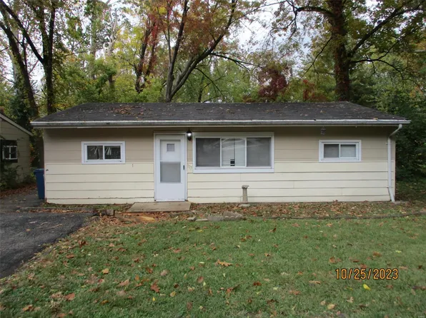 117 Cady Dr, Saint Louis, MO 63135