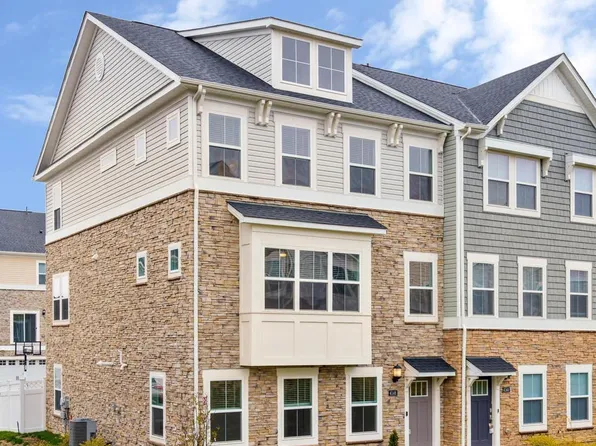 4146 Skipton Pl, White Plains, MD 20695