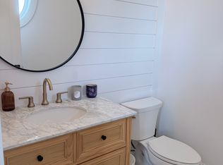 15 Emerald St #1, Newton, MA 02458
