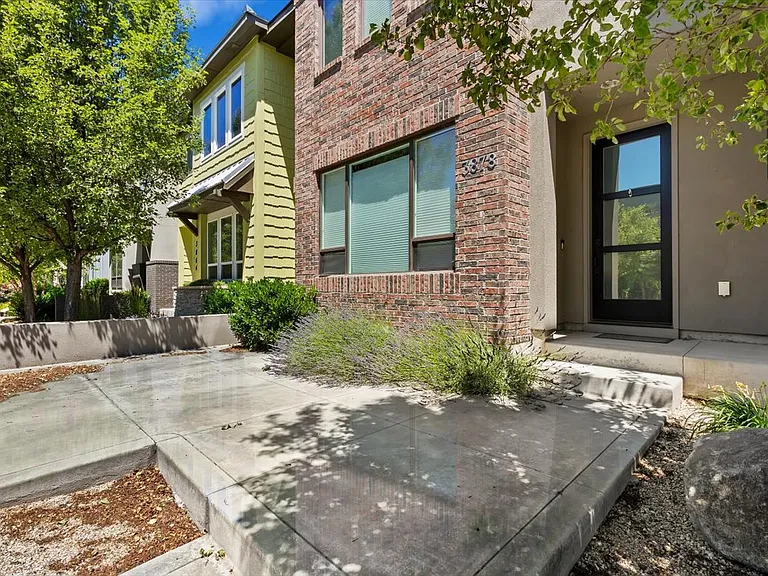 3878 E Parkcenter Blvd — Photo 4