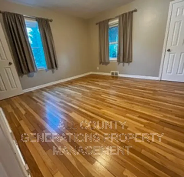 6558 Lawnwood Ave — Photo 7