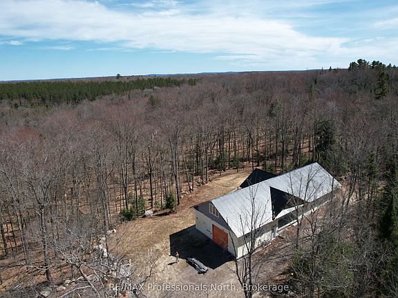 4th image of 121 Loon Lake Rd