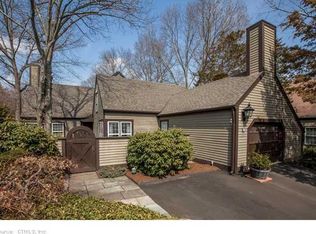 38 Long Hill Farms #38, Guilford, CT 06437