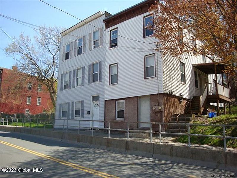 2nd image of 1312 15th Street
