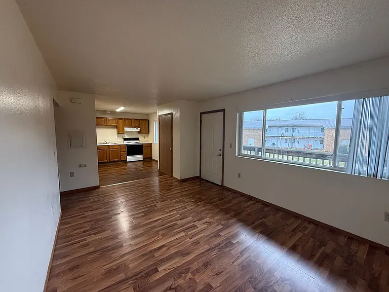 815 S Dousman St #7 — Photo 5