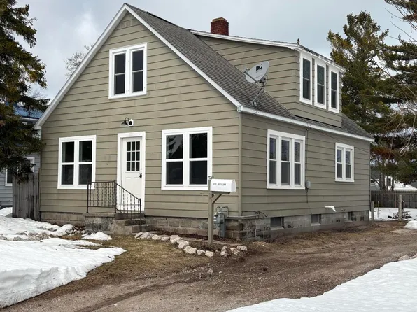 1130 Dettloff St, Rogers City, MI 49779