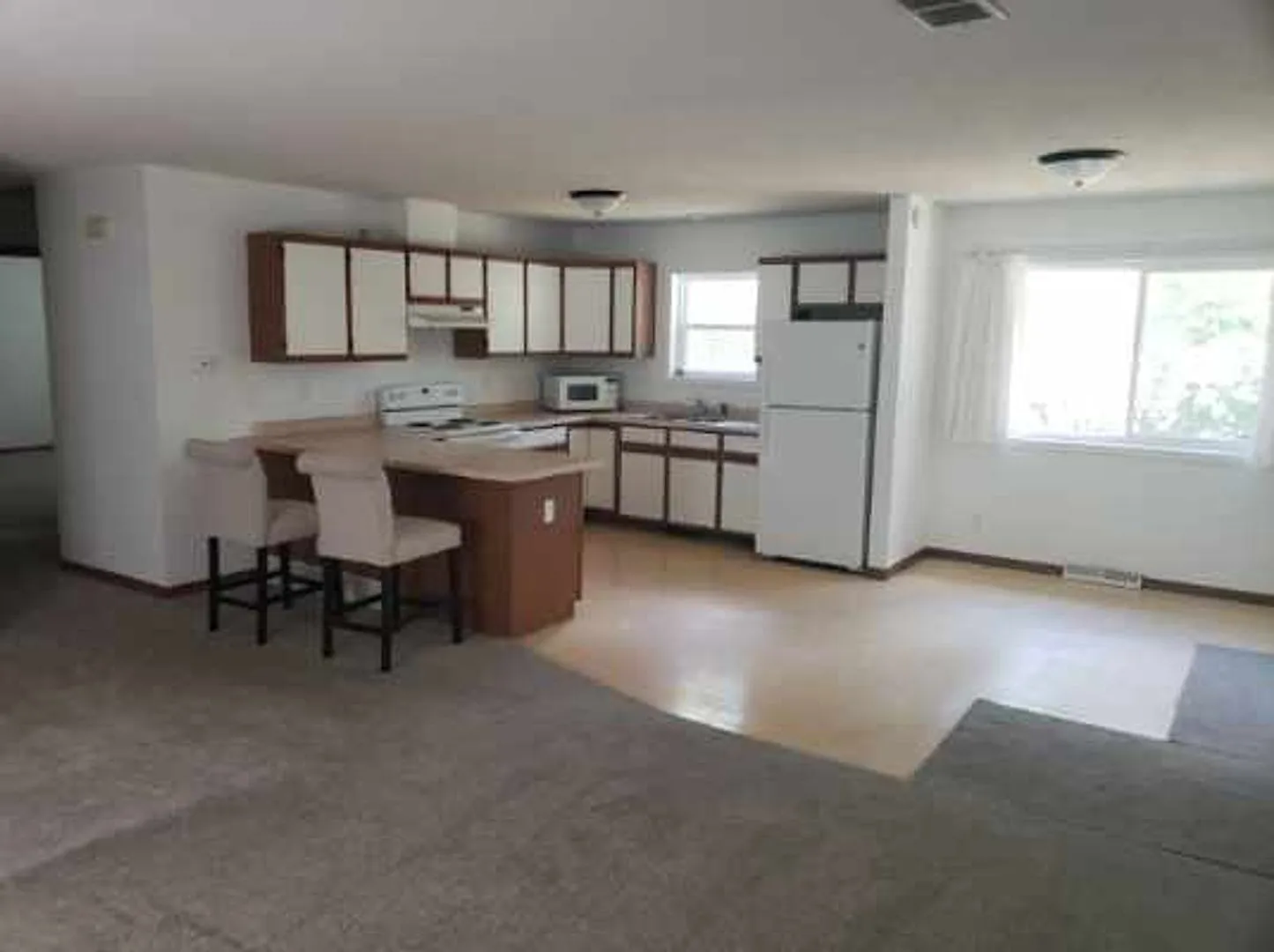 2310 E. Lexington Blvd — Photo 2