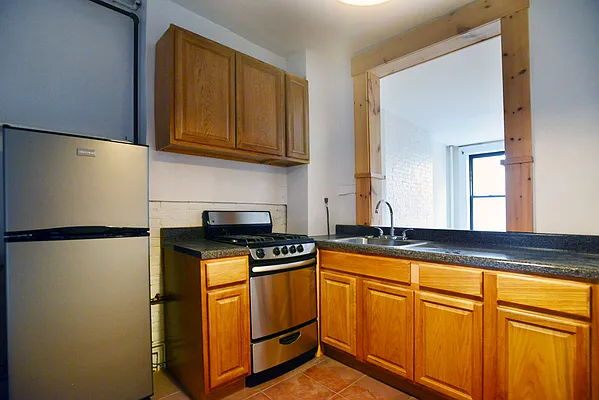 Rented by J Misrahi Realty Corp | media 5