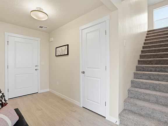 4th image of 17549 Moon Ridge Pl