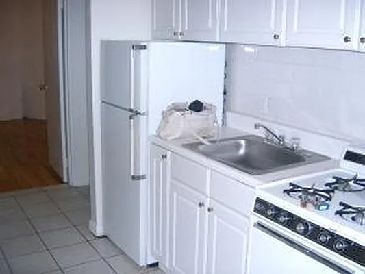 Rented by Rent Manhattan | media 7