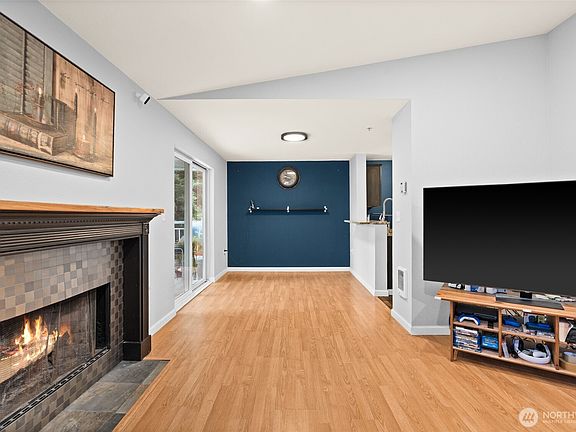 3rd image of 11002 SE Petrovitsky Road #G304